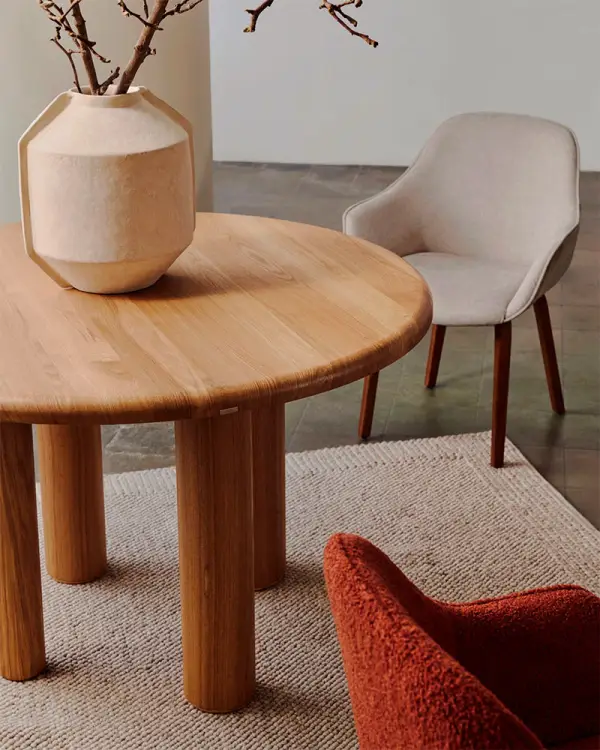 Mesa de comedor redonda fresno acabado natural Mailen Kave Home