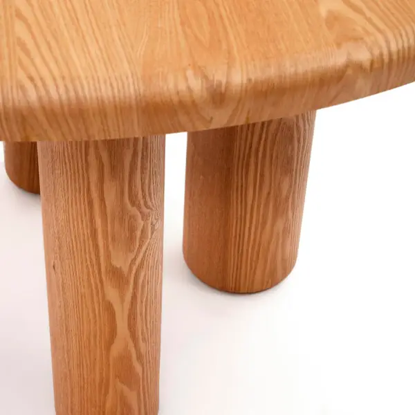 Mesa de comedor redonda fresno acabado natural Mailen Kave Home