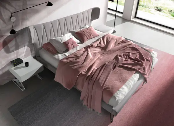 Cama tapizada gris claro y acero negro Ostuni