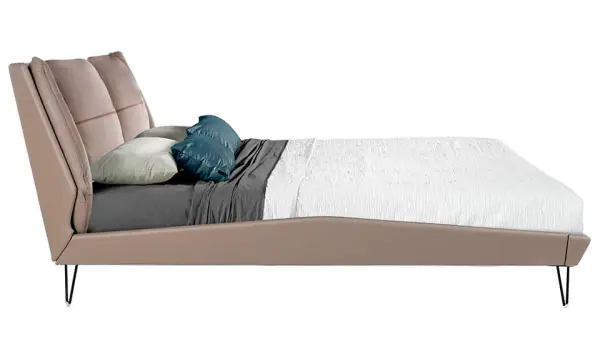 Cama polipiel visón y acero negro Nicola