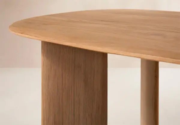 Mesa de comedor natural Aggie Grande