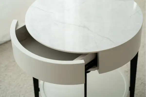 Mesa auxiliar cerámico y metal
