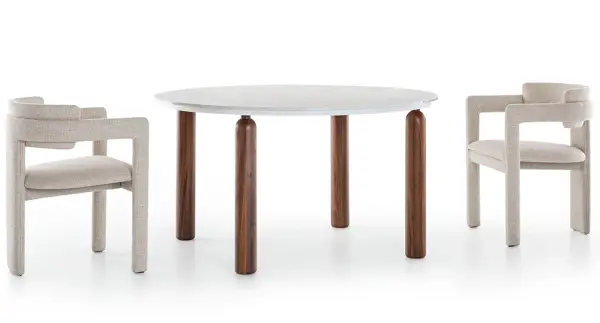 Sillón madera de fresno y tapizado Iris Pacini y Cappellini
