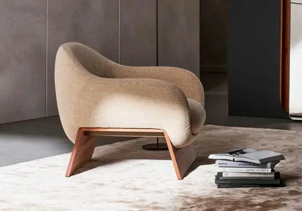 Butaca base de madera Boolean Bonaldo