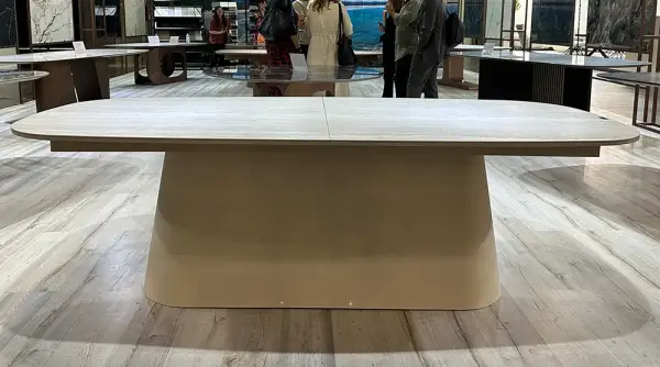 Mesa de comedor extensible cemento y porcelánico Iris