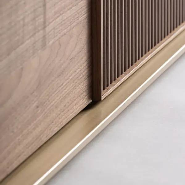 Mueble tv Aisby fresno metal y cristal