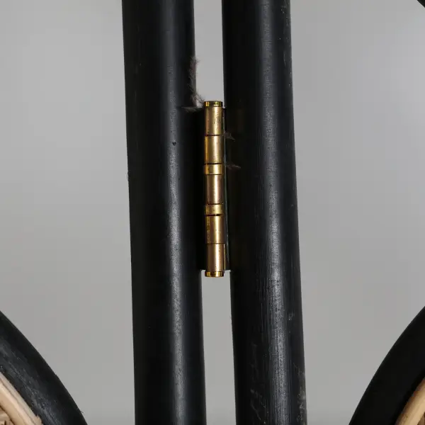 Parabán Darois de 3 hojas en negro y ratán