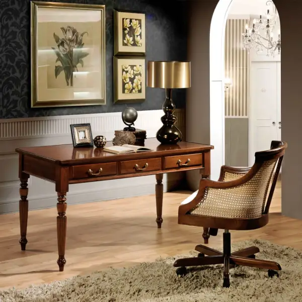Mesa de escritorio clásica Victoriana