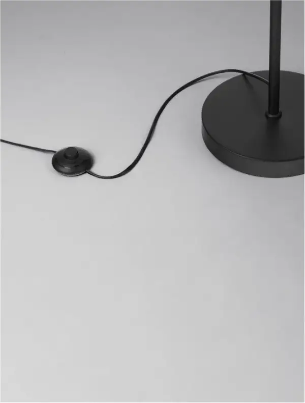 Lámpara de pie Caro