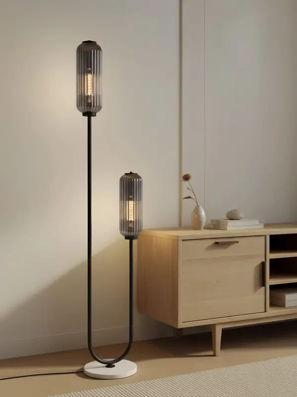 Lámpara de pie Aurea metal