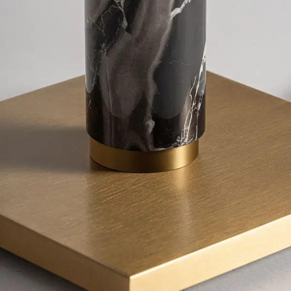 Lámpara de pie Texas mármol blanco