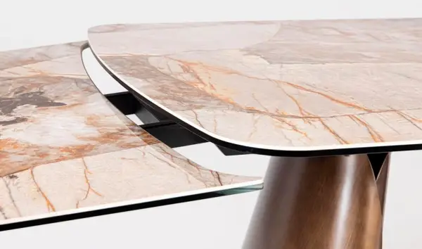 Mesa de comedor extensible porcelánico y metal Patagonia