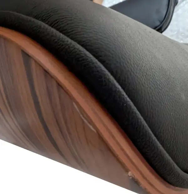 Sillón relax con escabel piel legitima negro lig. defectos