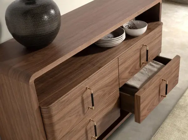 Cómoda de nogal Lignum