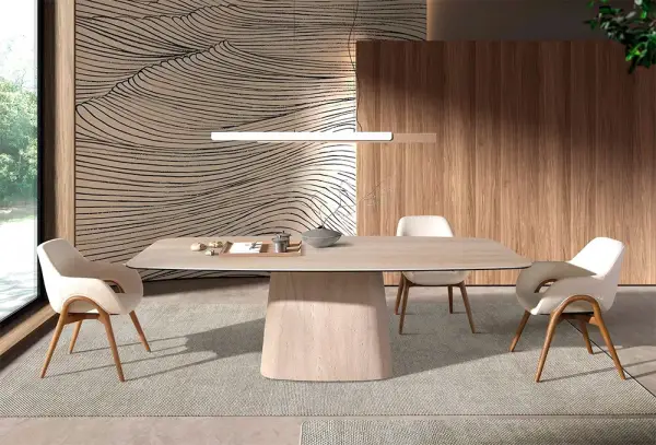 Silla nogal y tapizada beige Vera