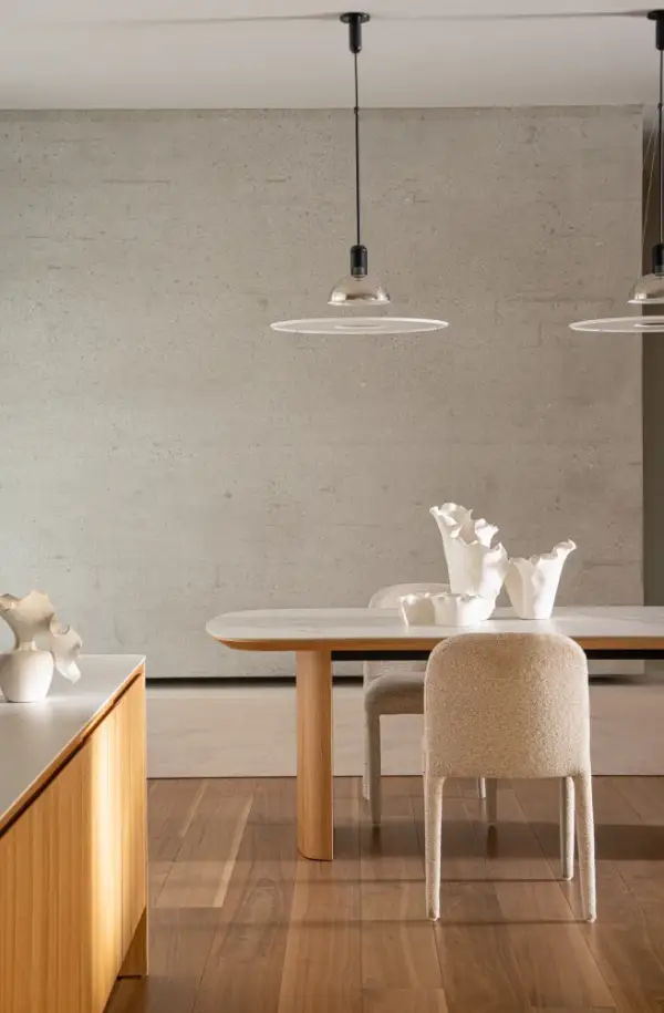 Mesa de comedor porcelánico y madera Jade