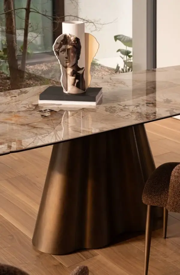 Mesa de comedor extensible porcelánico Caviata