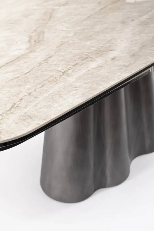 Mesa de comedor extensible porcelánico Giummo