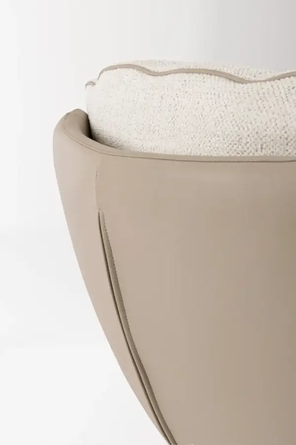Sillón de acero y tapizado beige Armela