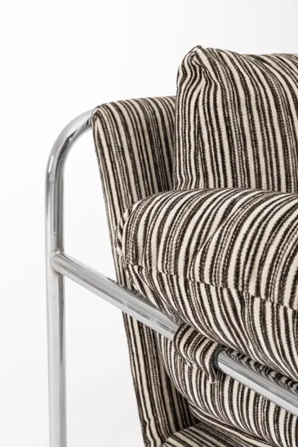 Sillón de acero y madera Morvana