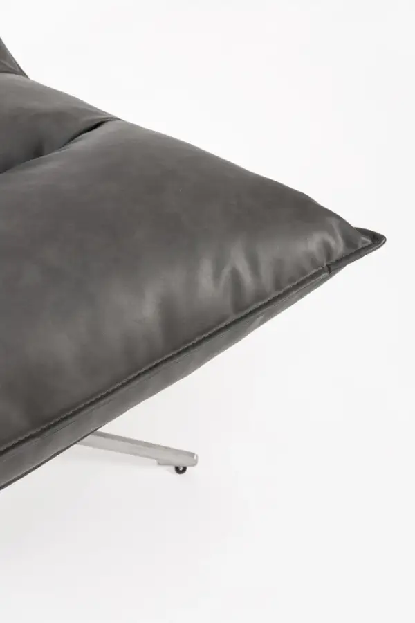 Sillón de acero y tapizado negro Alanez