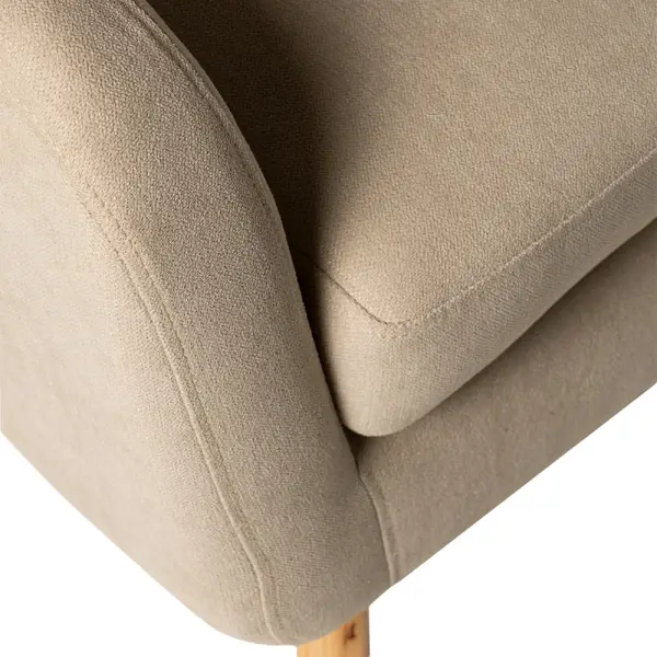 Butaca tapizada beige Lisboa