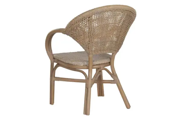 Silla de Ratán Dalia con Reposabrazos