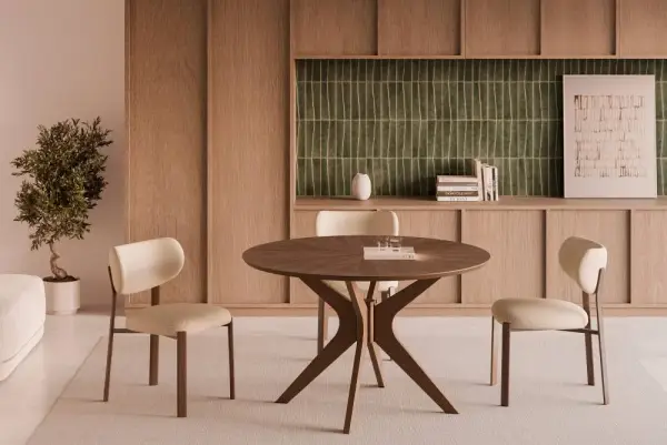 Silla nogal tapizada beige Muri