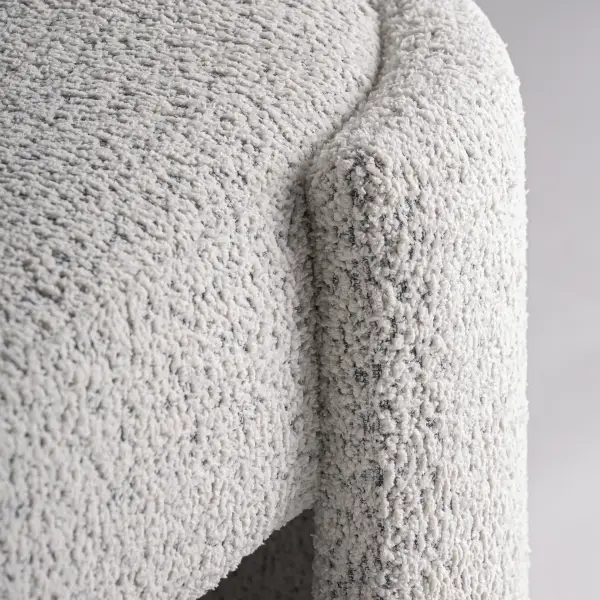 Pies de cama tapizado blanco Cades