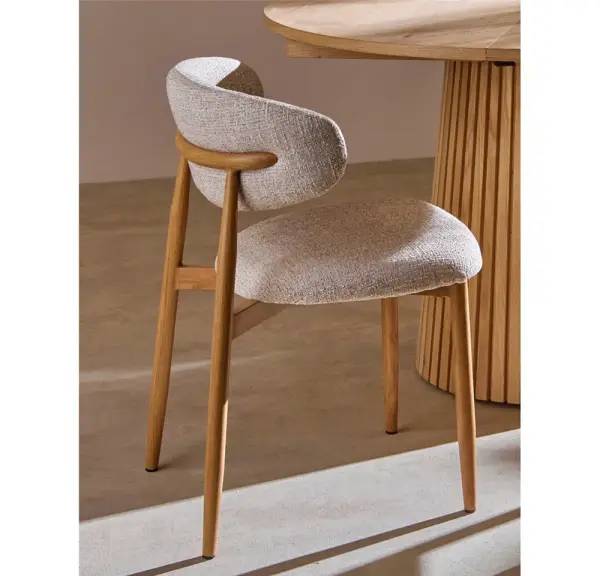 Silla tapizada beige y metal Aka Class