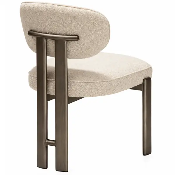 Silla tapizada beige y metal latón envejecido Ducte