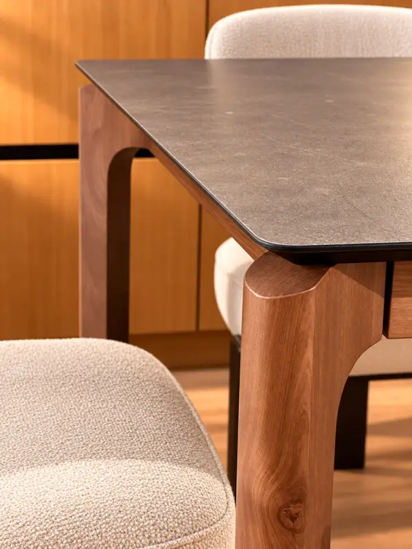 Mesa de comedor extensible porcelánico de 160 Jovik lig. defectos