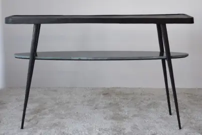Consola de metal negro y balda de mármol verde 