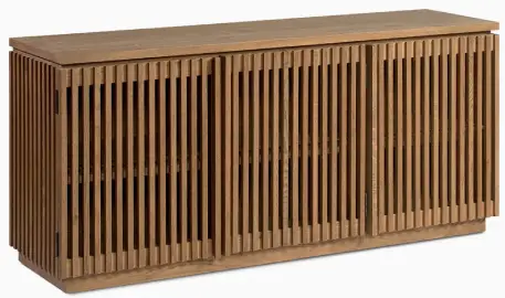 Aparador de madera de roble natural con puertas alistonadas