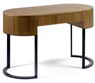 Consola de madera de roble efecto alistonada y patas de metal negro Consola de madera de roble efecto alistonada y patas de metal negro