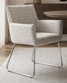 Sillón de acero y tapizado blanco Evelyn