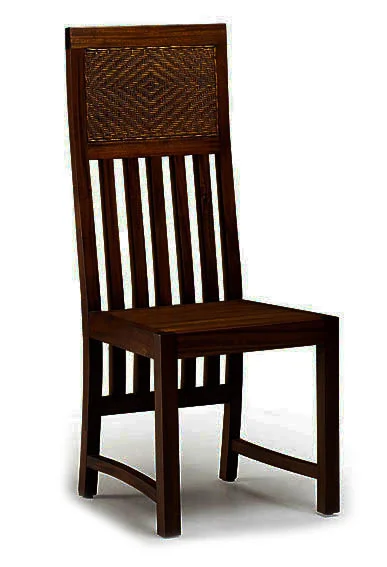 Silla Flamigo Barrotes Verticales Rattan