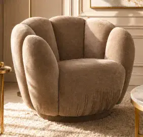 Butaca de madera y tapizado beige Tulip Butaca de madera y tapizado beige Tulip