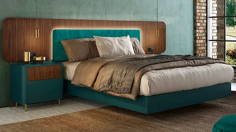 Cama madera y tapizada Akari