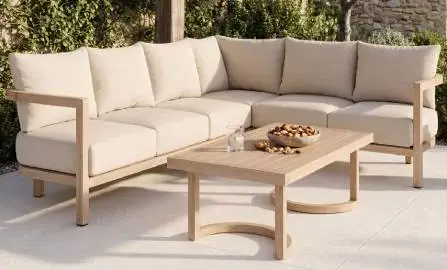 Sofá rinconera con mesa de centro de jardín Elara