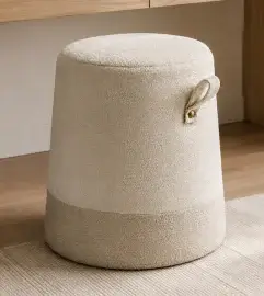 Puuf tapizado gris claro Deva