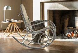Mecedora Gebrüder Thonet Schaukelstuhl Mecedora Gebrüder Thonet Schaukelstuhl