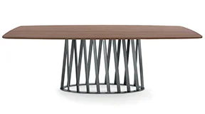 Mesa de comedor esquinas redondeadas Cosmo Pacini y Cappellini Mesa de comedor esquinas redondeadas Cosmo Pacini y Cappellini