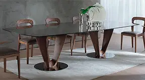 Mesa de comedor esquinas redondeadas Mobius Pacini y Cappellini