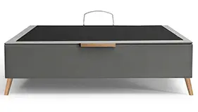 Canapé tapizado con patas de madera diagonal Roomba