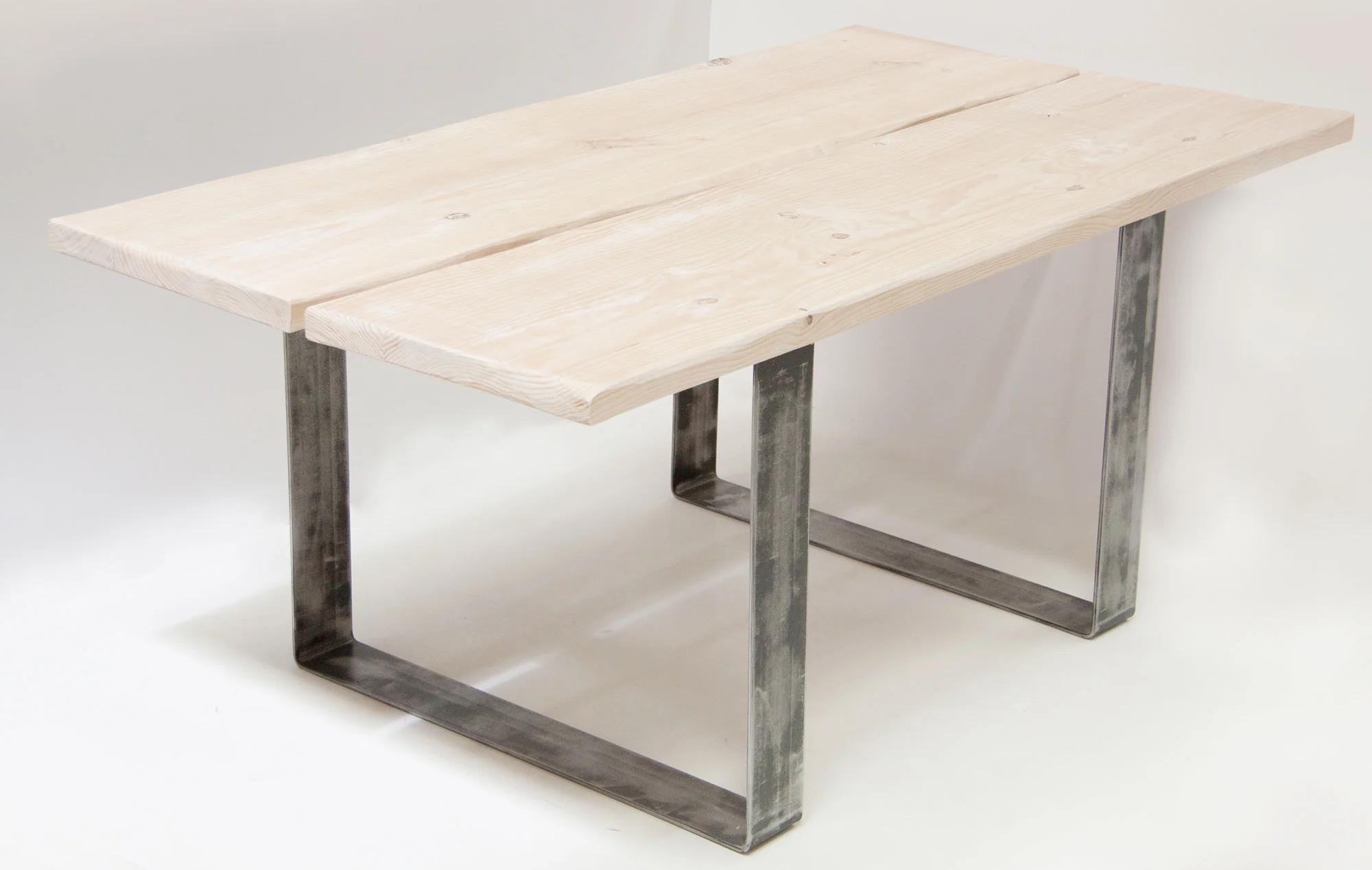 Mesa de Comedor Vintage Accacio