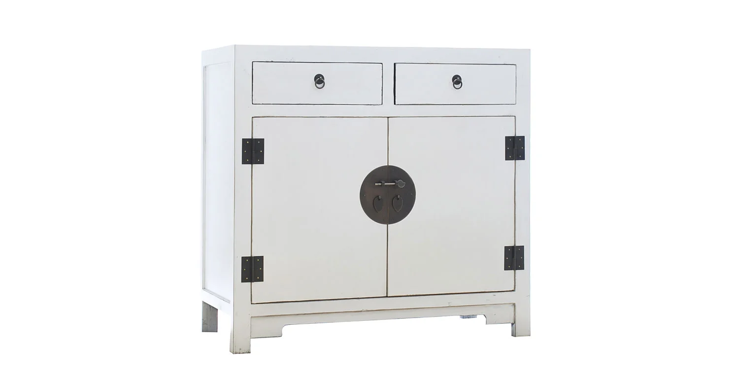 Armario oriental blanco