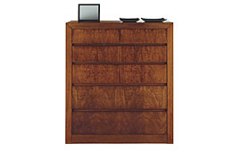 Cmoda de madera con ruedas clsica Koval