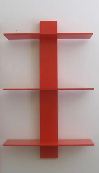 Estantería roja