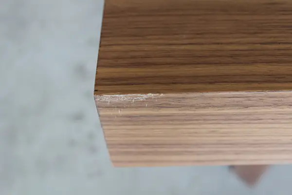Mesa de comedor Cross 150x150 Lig.defectos